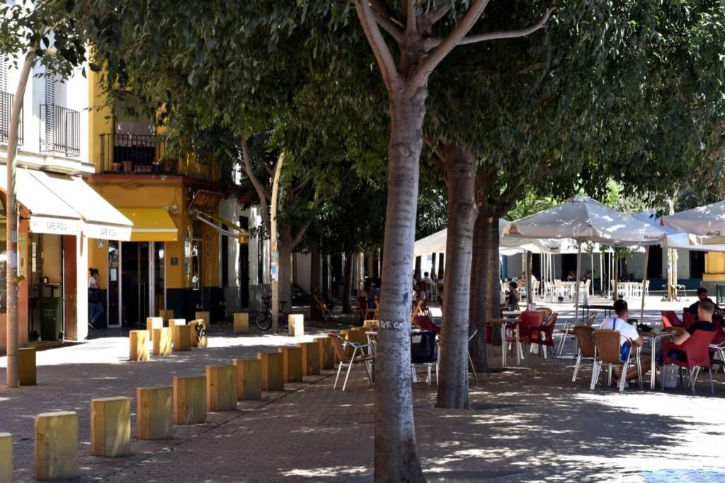 Alameda De Hercules, Gate Of Seville Center Sevilha Exterior foto